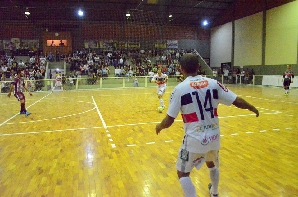 Equipe de futsal de Sider&oacute;polis est&aacute; no regional dos JASC