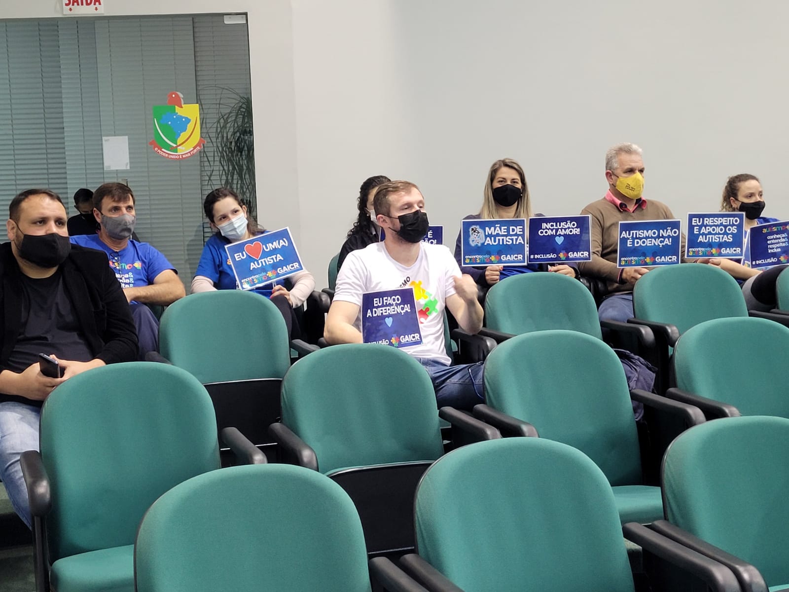 Familiares de autistas reivindicam atendimento especializado em Forquilhinha