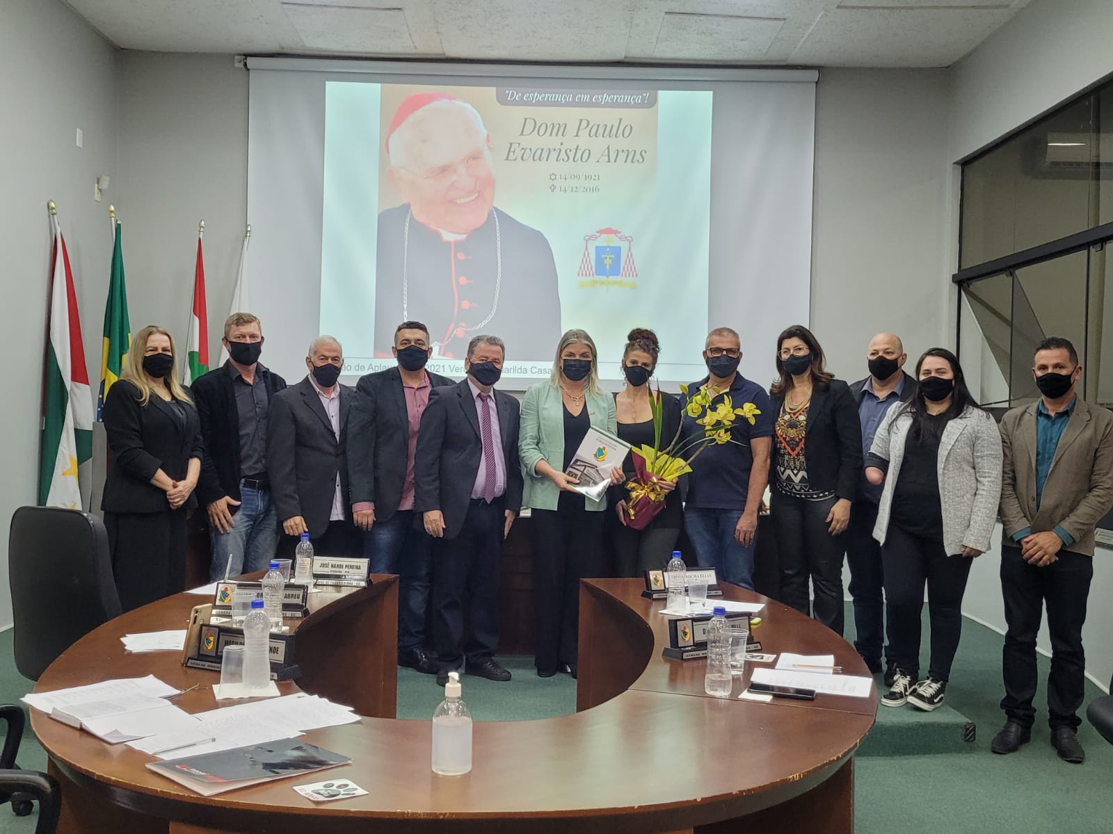 Dom Paulo Evaristo Arns &eacute; homenageado na C&acirc;mara de Forquilhinha