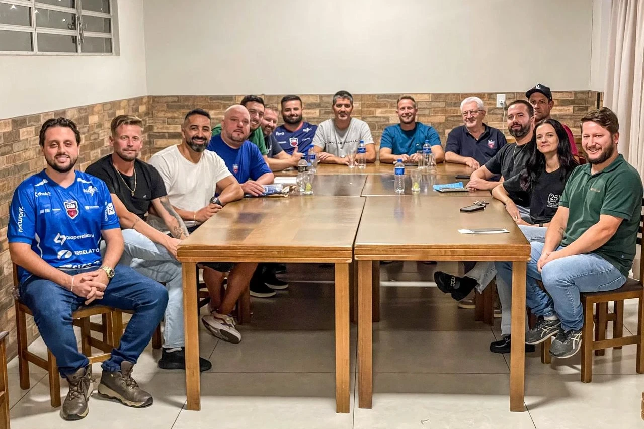 I&ccedil;ara F.C. inicia transi&ccedil;&atilde;o para disputar o futebol profissional em SC