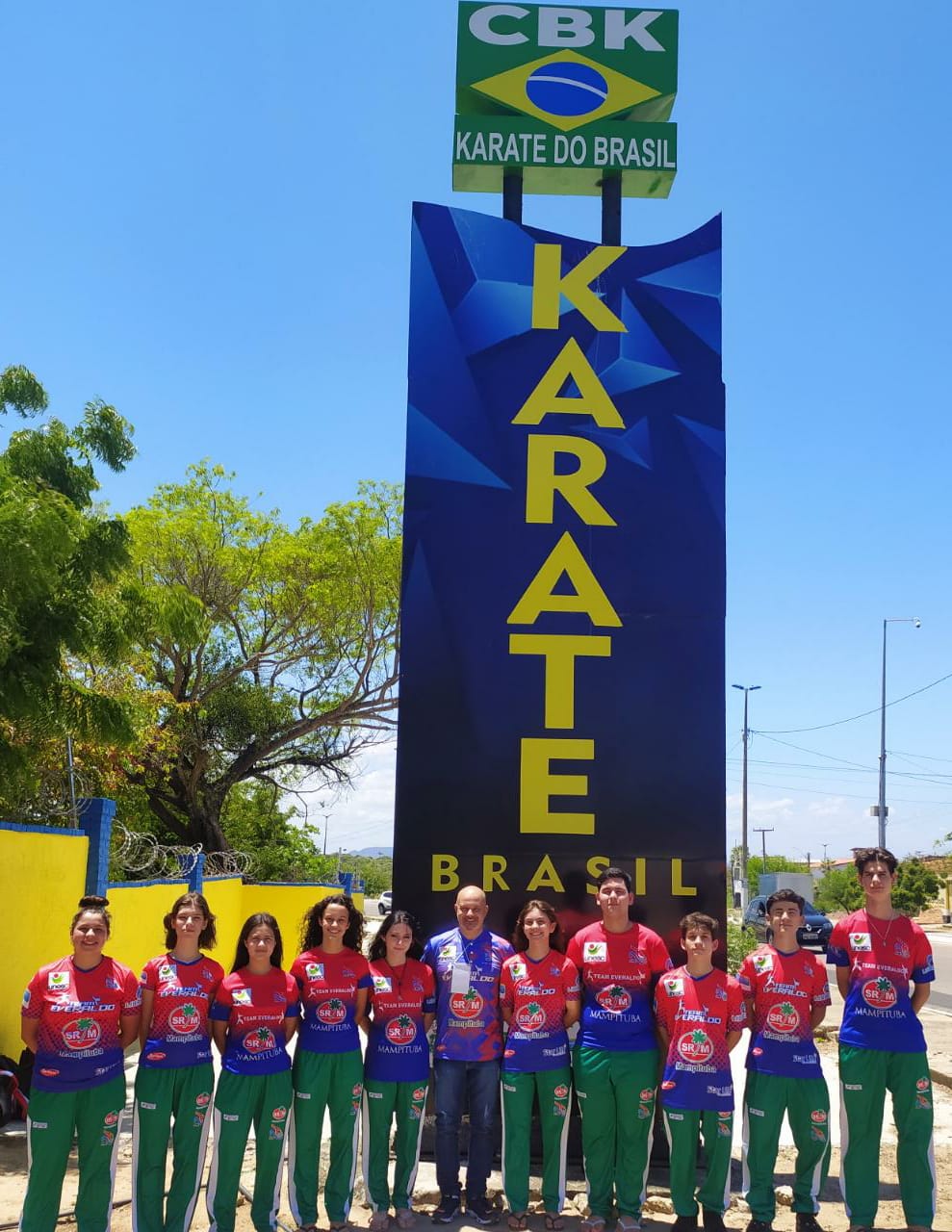 Atletas do karat&ecirc; de I&ccedil;ara est&atilde;o competindo no Cear&aacute;
