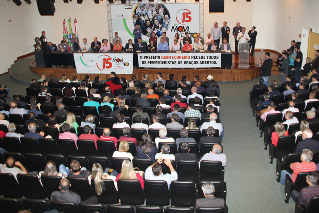 Posi&ccedil;&atilde;o contra a c&uacute;pula nacional e unidade marcam encontro do PMDB