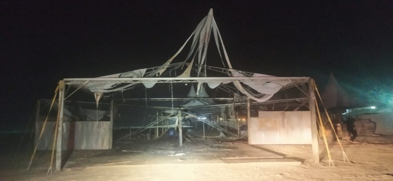 Inc&ecirc;ndio danifica estrutura montada para eventos na beira-mar em Rinc&atilde;o