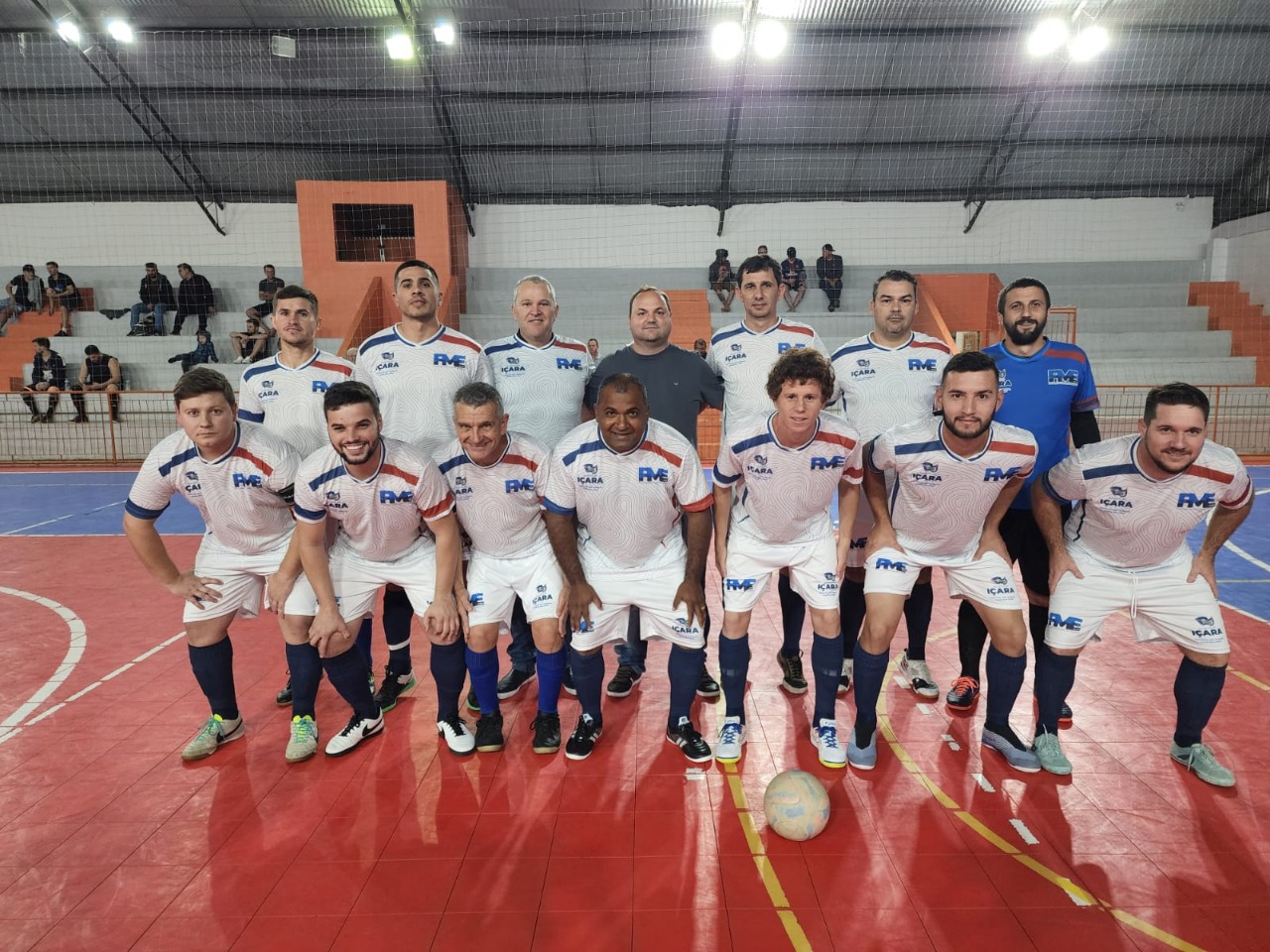Equipes DA Prefeitura e Cooperativa garantem vaga na semifinal do Interfirmas