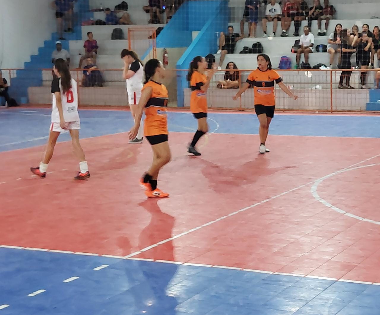 Escola S&atilde;o Rafael &eacute; a campe&atilde; do futsal feminino no Joesi