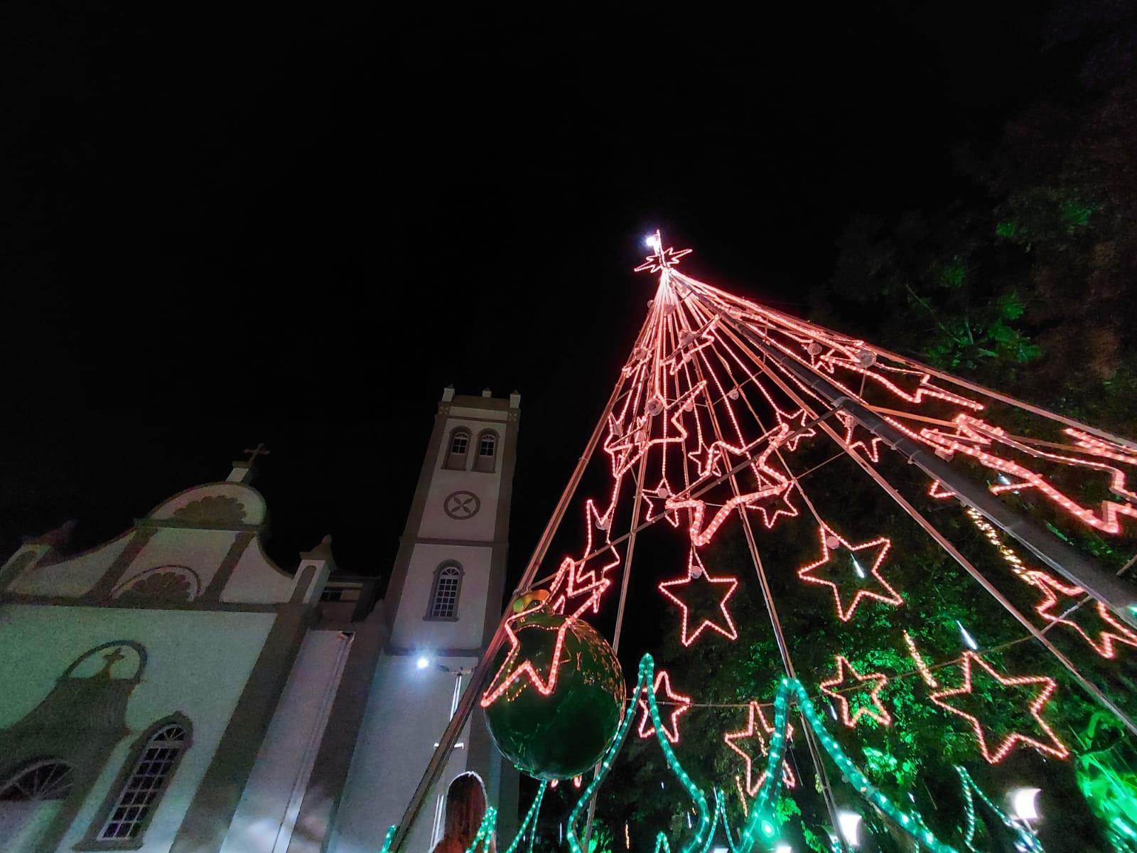 Inaugura&ccedil;&atilde;o da reforma da Pra&ccedil;a S&atilde;o Donato no acendimento das luzes de Natal