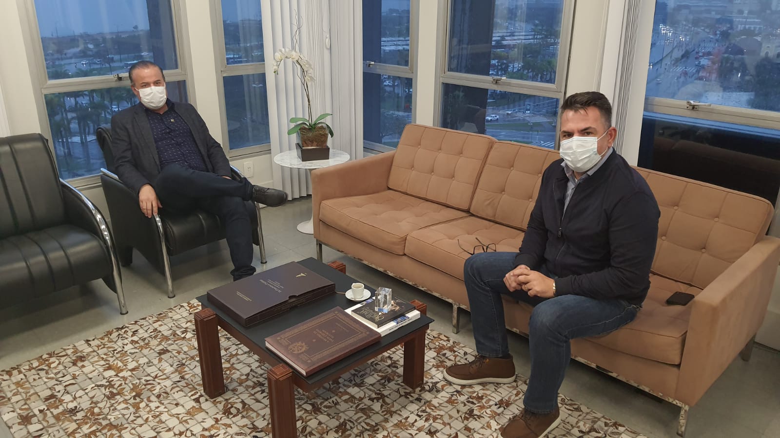 Neguinho viabiliza recursos para educa&ccedil;&atilde;o e assist&ecirc;ncia social em Florian&oacute;polis