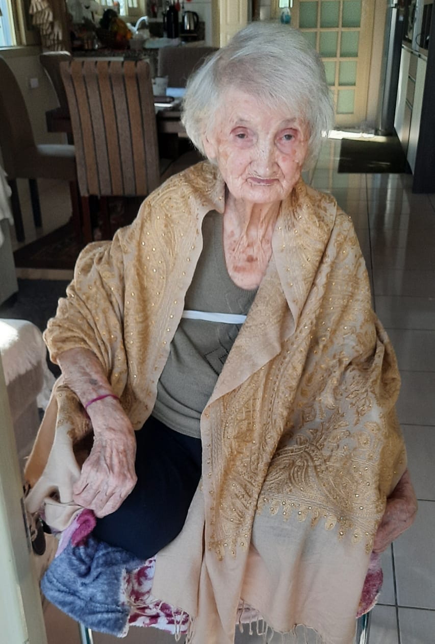  Diocese S&atilde;o Jos&eacute; comunica o falecimento de Ana Savi Dar&oacute;s