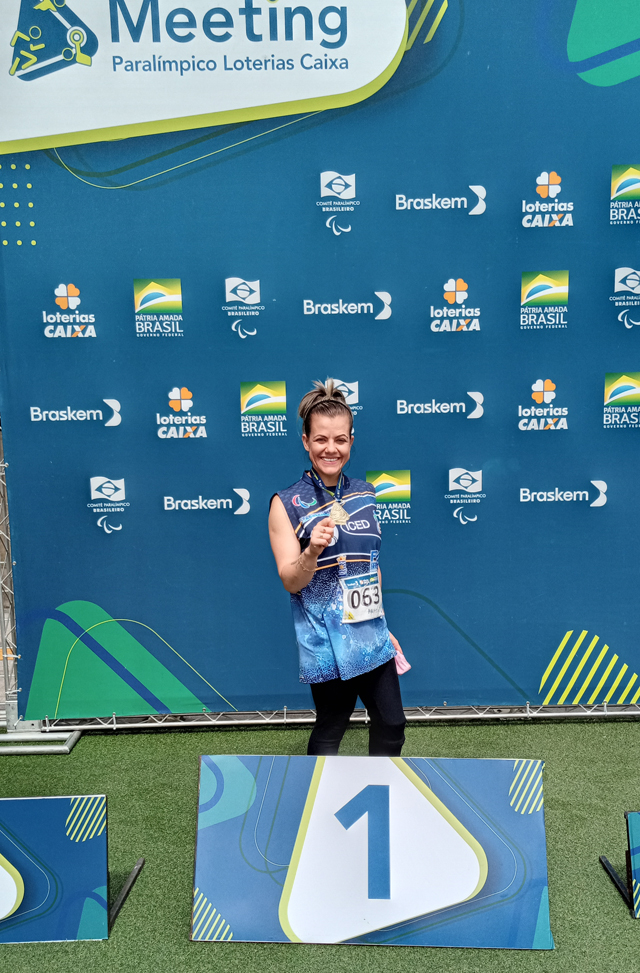 Paratleta criciumense garante ouro em meeting de atletismo em SP