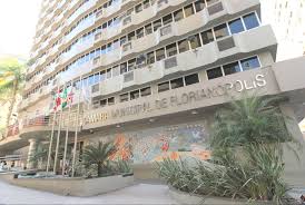 Mais vagas para a Prefeitura e C&acirc;mara Legislativa de Florian&oacute;polis (SC)