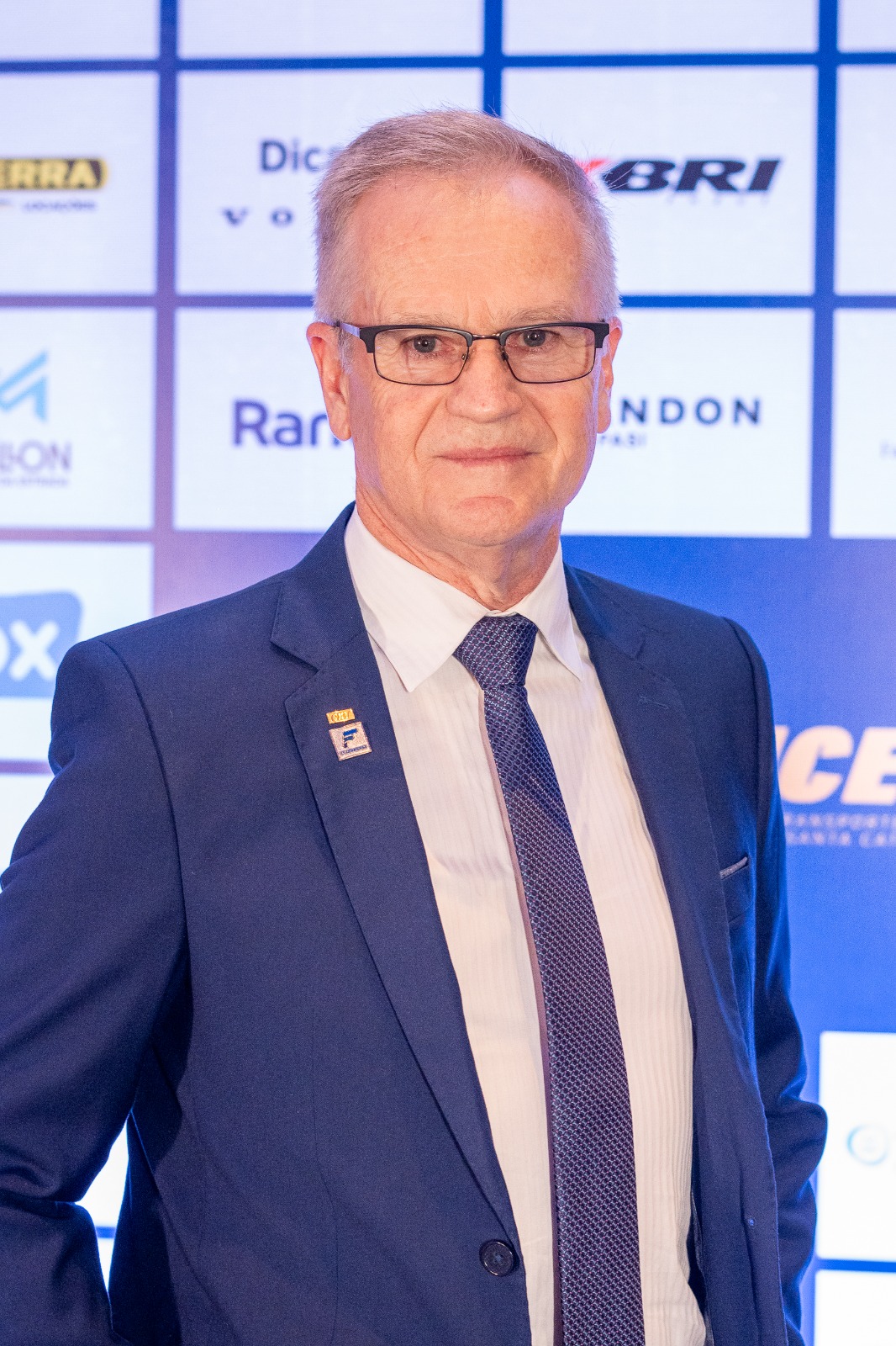 Artigo sobre infraestrutura de Dagnor Schneider, presidente da Fetrancesc