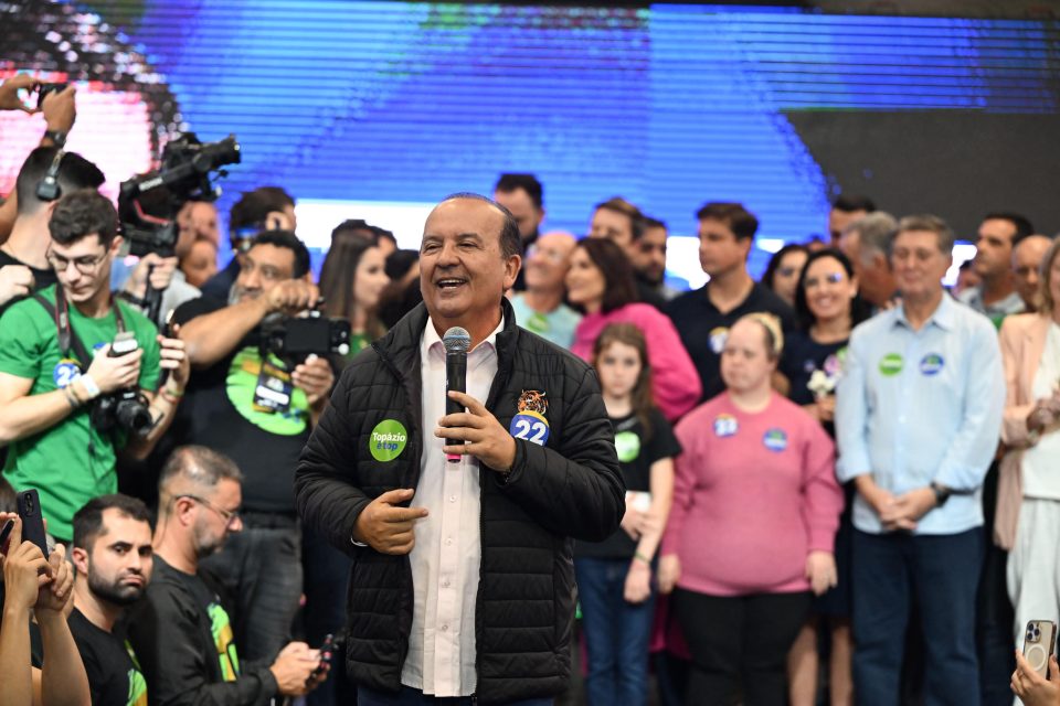 Pelo Estado: programa ou presente a constru&ccedil;&atilde;o da terceira faixa da SC-401?