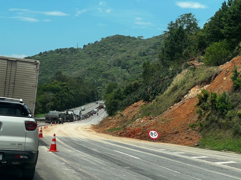 Morro dos Cavalos aguarda h&aacute; mais de 10 anos por obras
