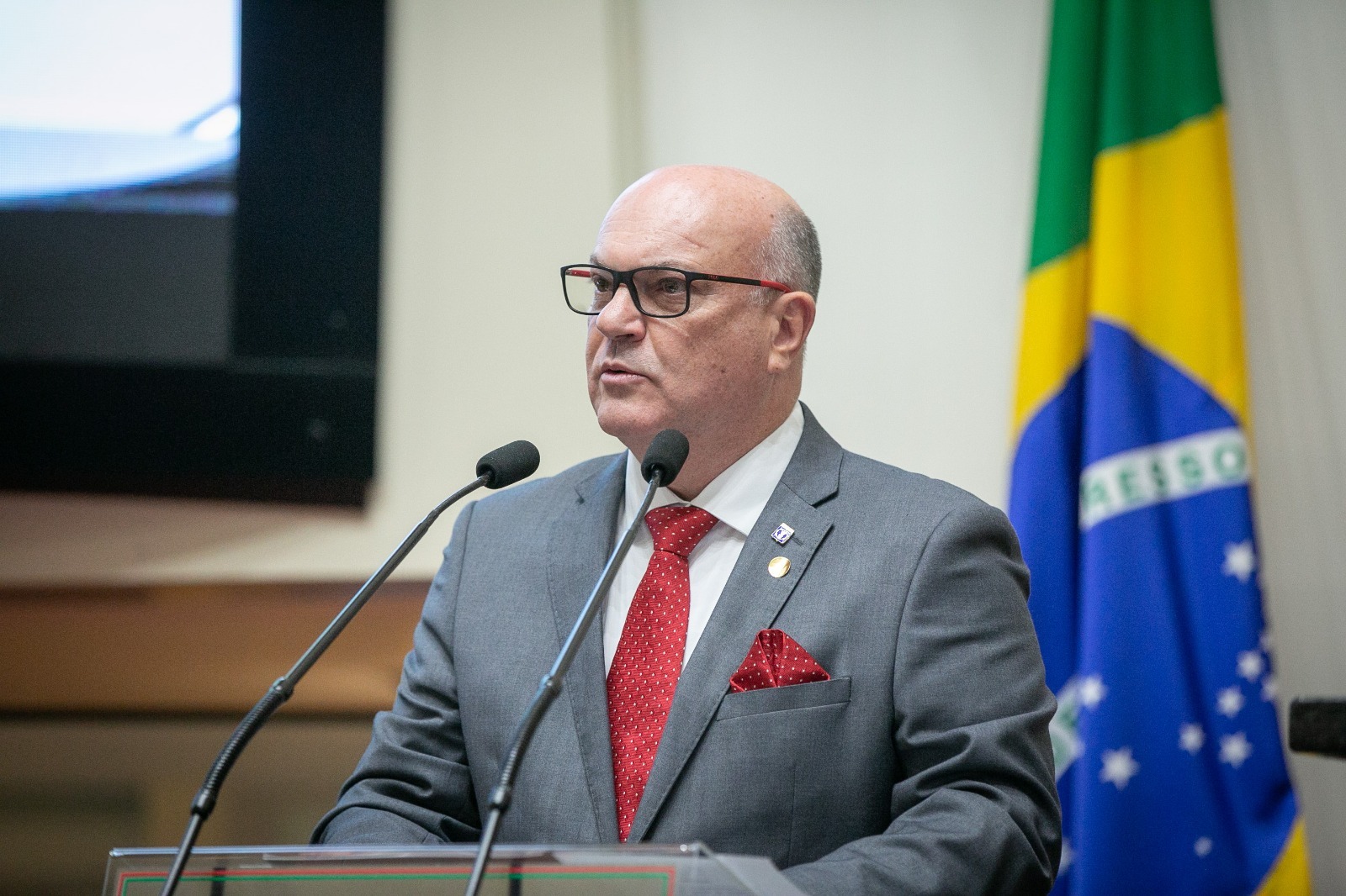 Pelo Estado: constru&ccedil;&atilde;o civil &eacute; o setor que mais emprega em SC