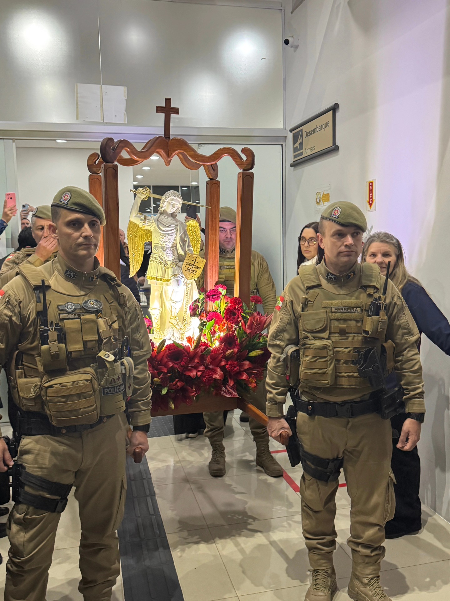 Diocese S&atilde;o Jos&eacute; acolhe imagem peregrina de S&atilde;o Miguel Arcanjo