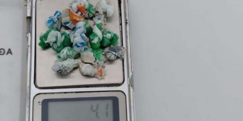 Pol&iacute;cia Militar prende dupla por tr&aacute;fico de drogas em I&ccedil;ara