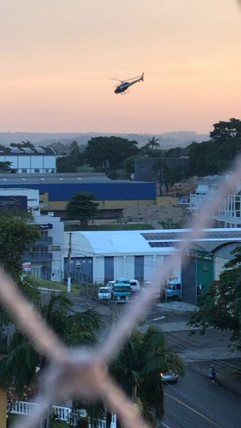 Trio furta carro em Rinc&atilde;o, foge para Crici&uacute;ma e tenta cometer crimes no caminho