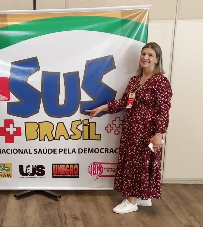 Presidente da Associa&ccedil;&atilde;o de Aposentados de Cocal (SC) participa de reuni&atilde;o em DF