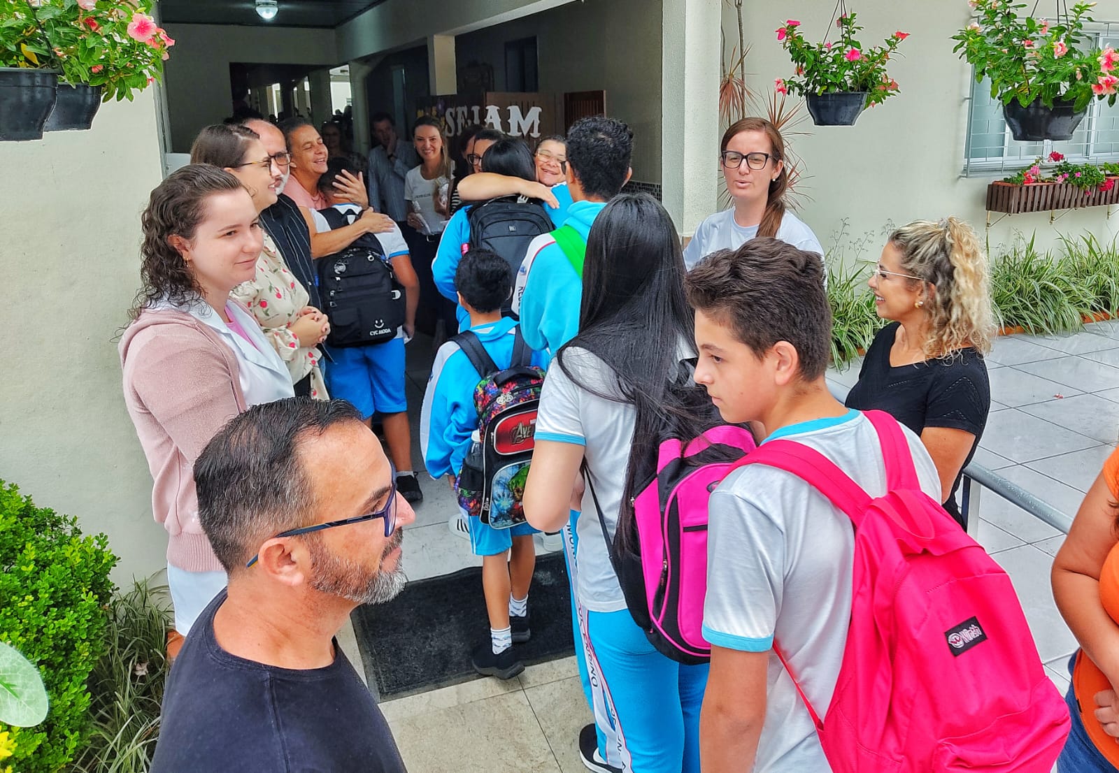 Mais de 1.650 alunos retornam &agrave;s aulas no Munic&iacute;pio de Nova Veneza (SC)