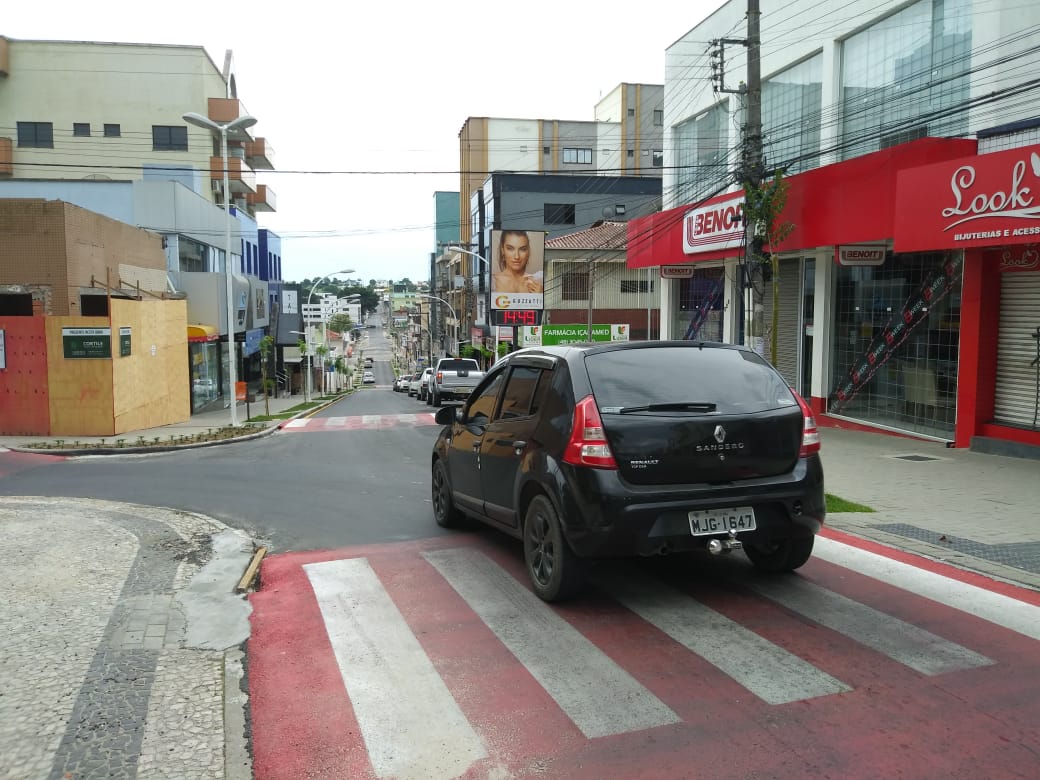 Corre&ccedil;&atilde;o da numera&ccedil;&atilde;o predial de I&ccedil;ara &eacute; indicada pelo vereador Polakinho