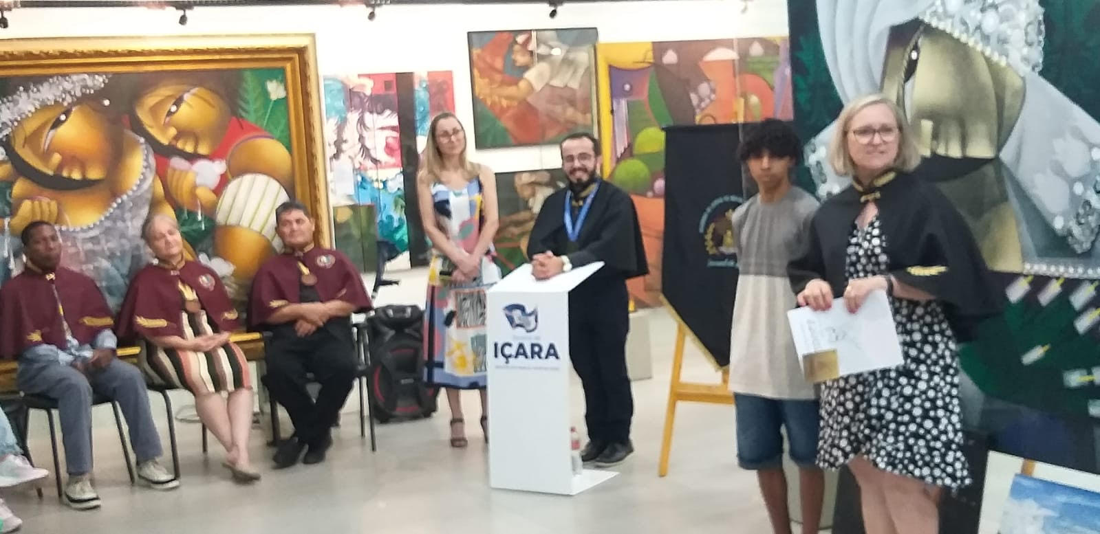 Sarau liter&aacute;rio movimenta artistas da cidade na Galeria de Arte Caio Borges