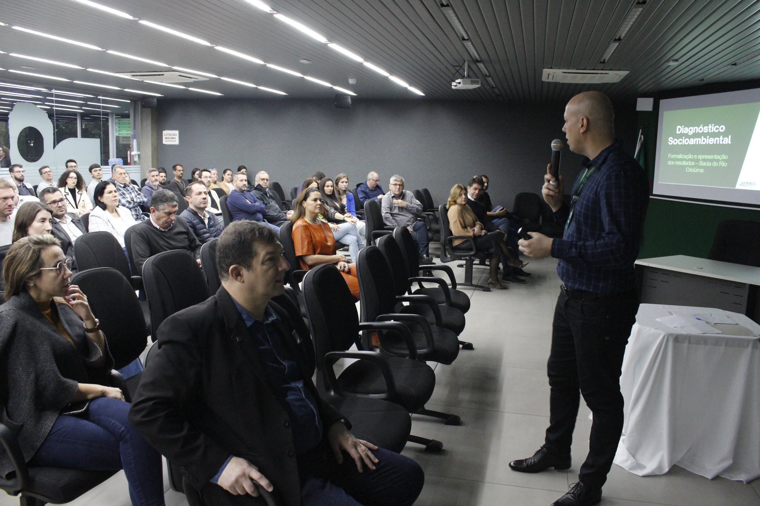 Estudo t&eacute;cnico da Satc apresenta diagn&oacute;stico socioambiental do Rio Crici&uacute;ma