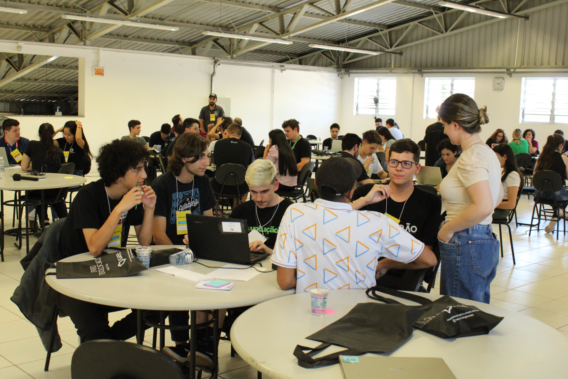 Satc abre inscri&ccedil;&otilde;es e incentiva estudantes para o Hackathon 2023 