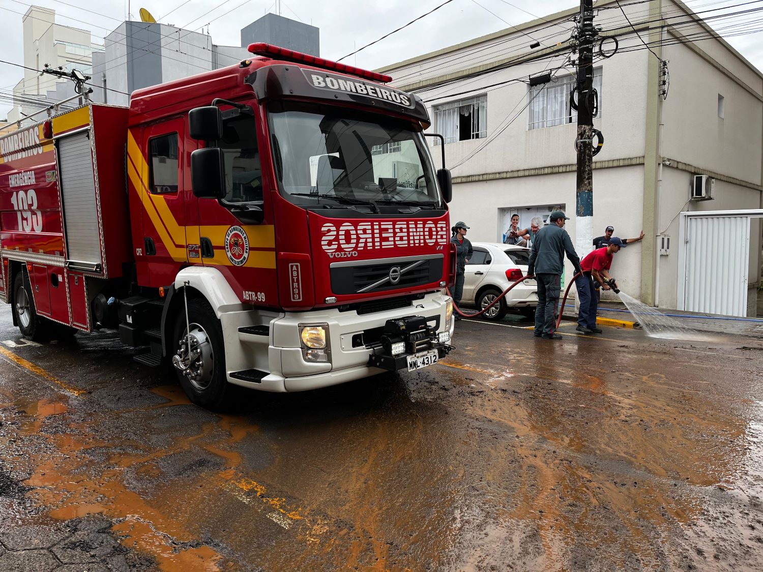 SC tem 33 munic&iacute;pios atingidos e previs&atilde;o indica instabilidade para o Sul catarinense