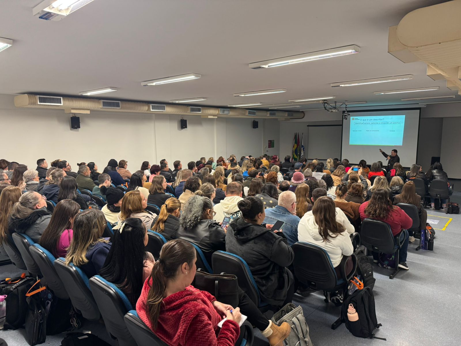 Educa&ccedil;&atilde;o de SC conclui novo ciclo de forma&ccedil;&otilde;es para 5 mil professores