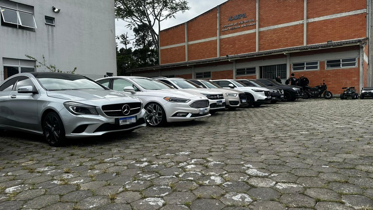 Pol&iacute;cia Civil incorpora 105 ve&iacute;culos apreendidos ou sequestrados por mandados judiciais     