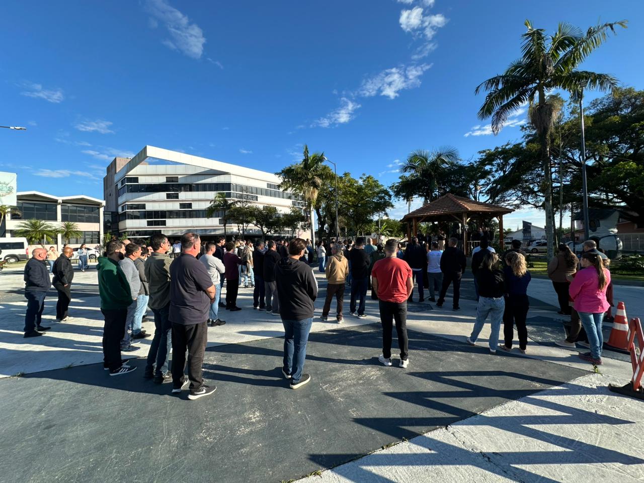 Abertura da Semana de Valoriza&ccedil;&atilde;o da Fam&iacute;lia mobiliza I&ccedil;ara (SC)