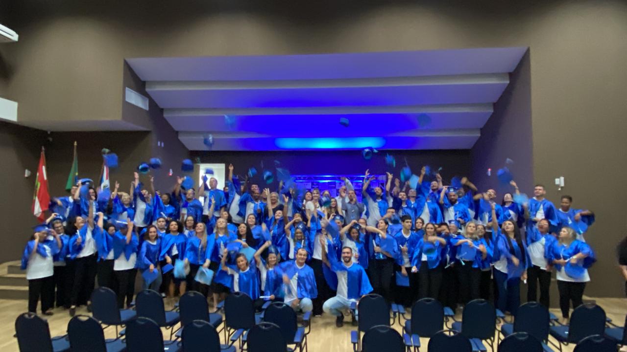 Governo de I&ccedil;ara (SC) forma mais 109 pessoas em cursos profissionalizantes