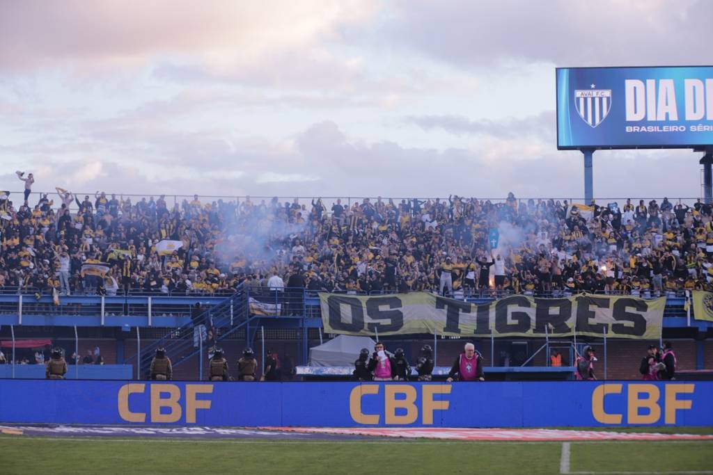 Crici&uacute;ma E.C. empata com Ava&iacute; fora de casa e fica na terceira coloca&ccedil;&atilde;o