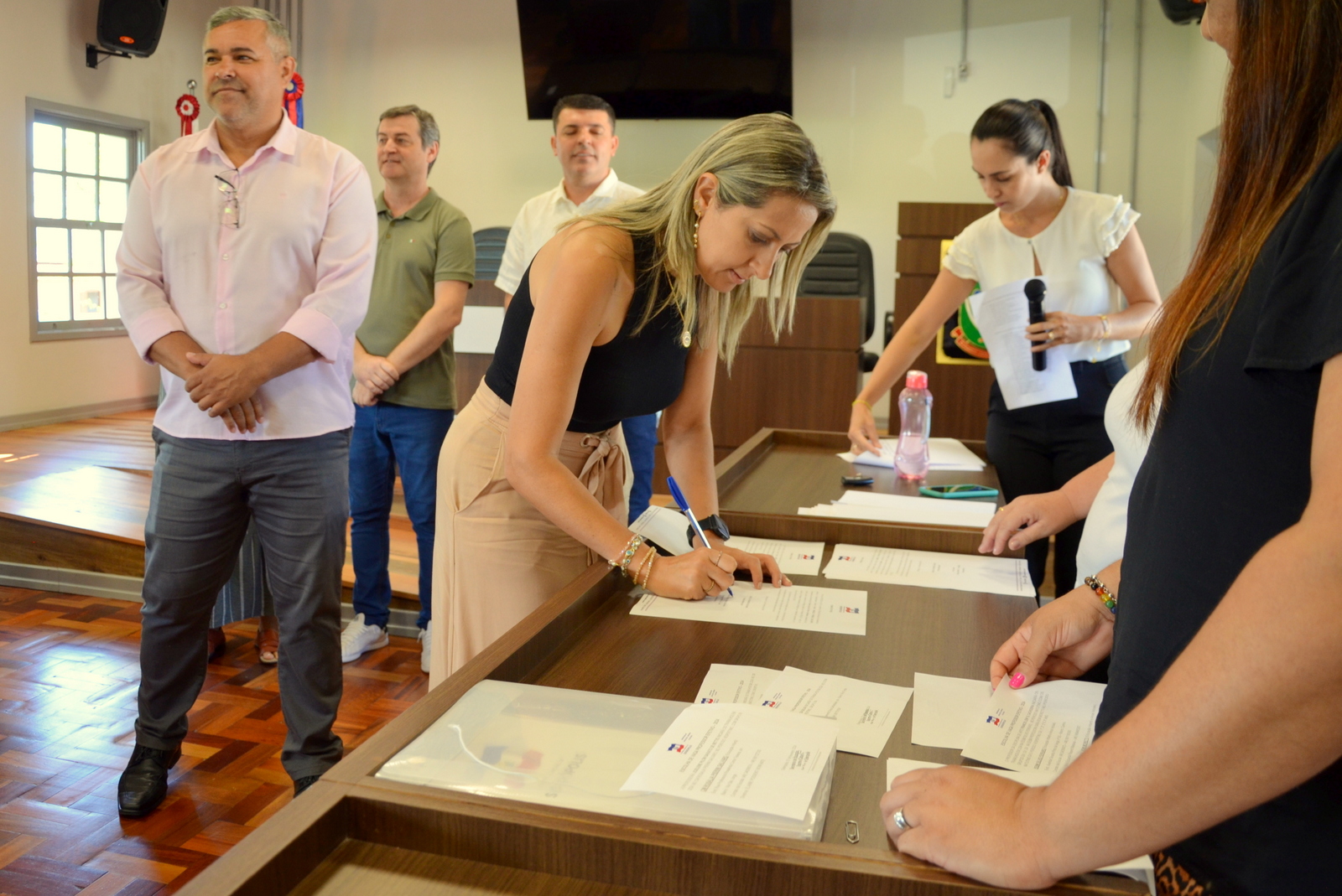 Governo de Sider&oacute;polis (SC) empossa concursados na educa&ccedil;&atilde;o