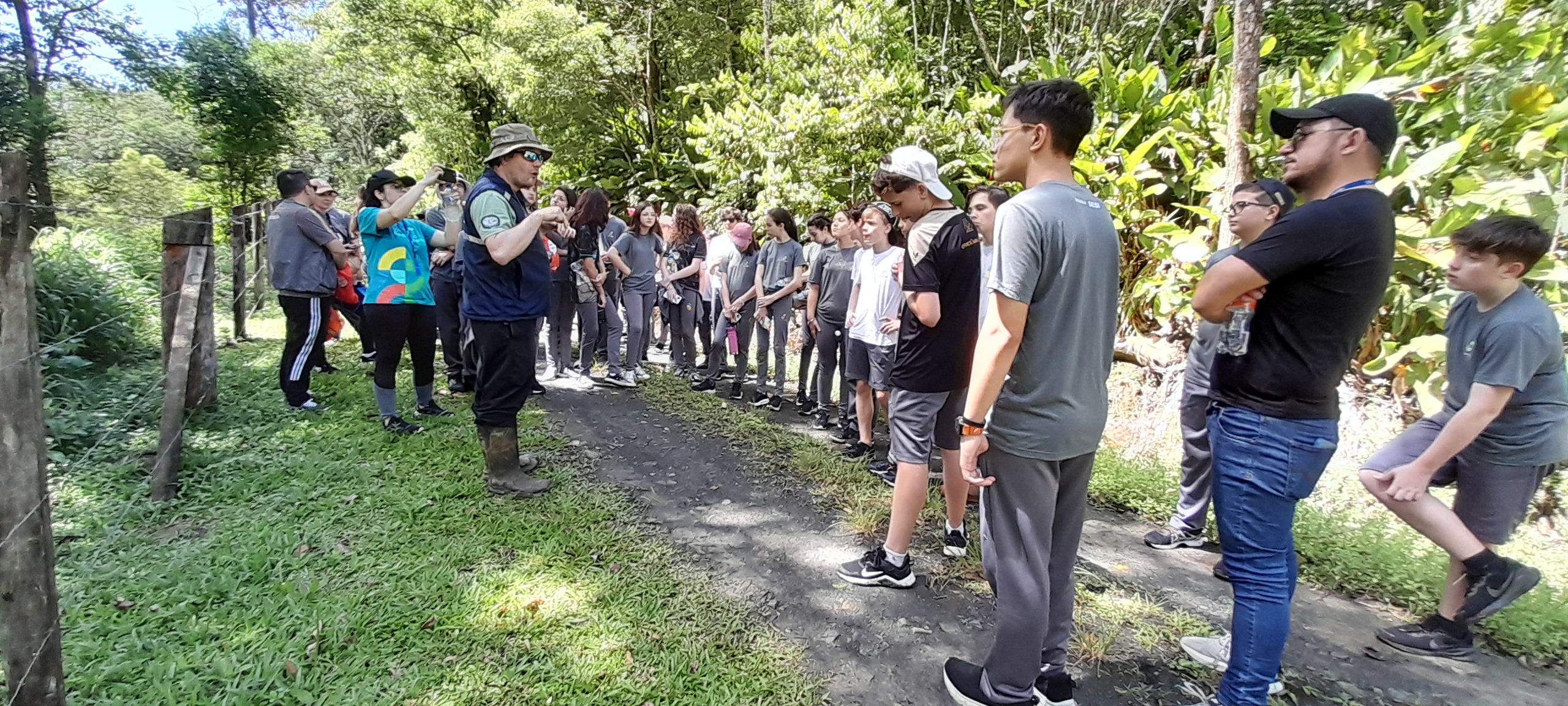 Parceria fortalece educa&ccedil;&atilde;o ambiental na Reserva do Agua&iacute; e impacta estudantes  