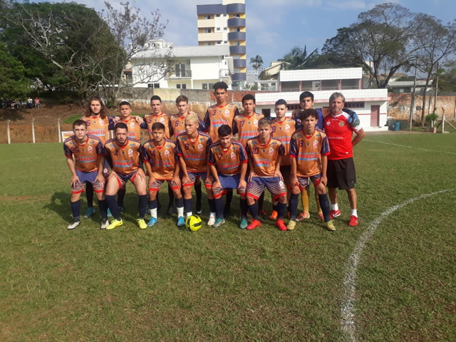 Equipe sub 17 da FME/Cai&ccedil;ara em busca da classifica&ccedil;&atilde;o para a semifinal da LUD.
