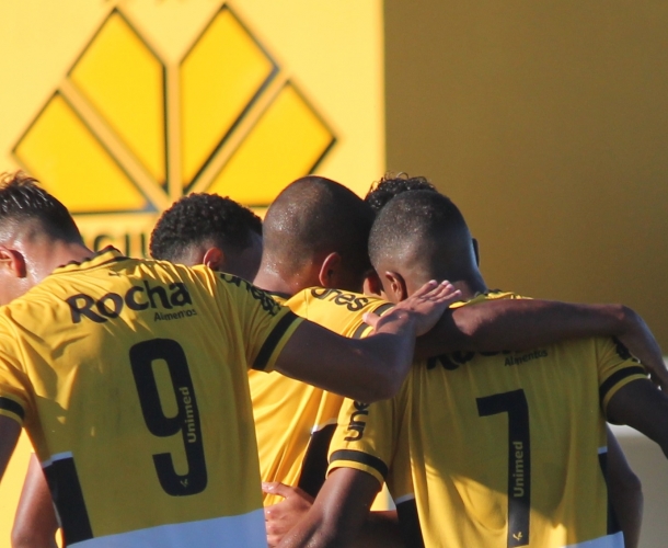 Sub-15 e Sub-17 do Tigre est&atilde;o nas finais do Catarinense 2023