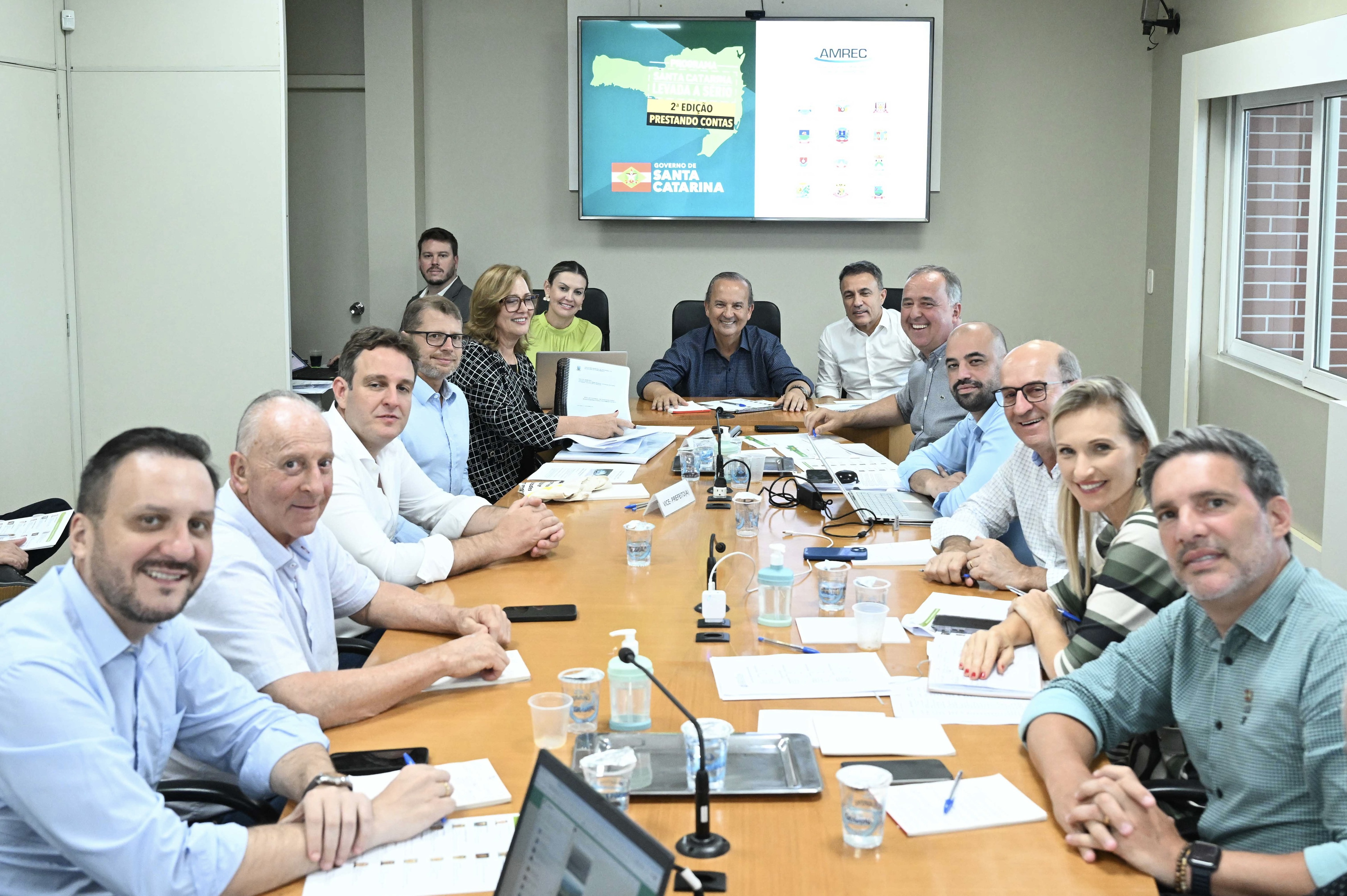 Prefeita e governador alinham investimentos para a Rodovia dos Mineiros