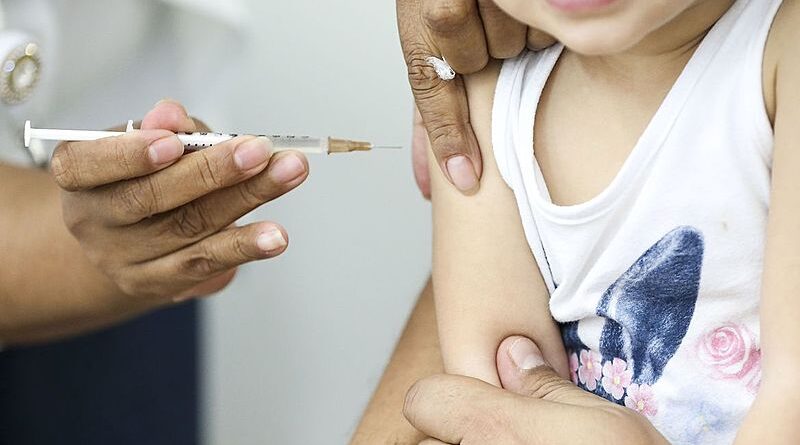 Dia D de vacina&ccedil;&atilde;o acontece em unidades que possuem salas de vacina 