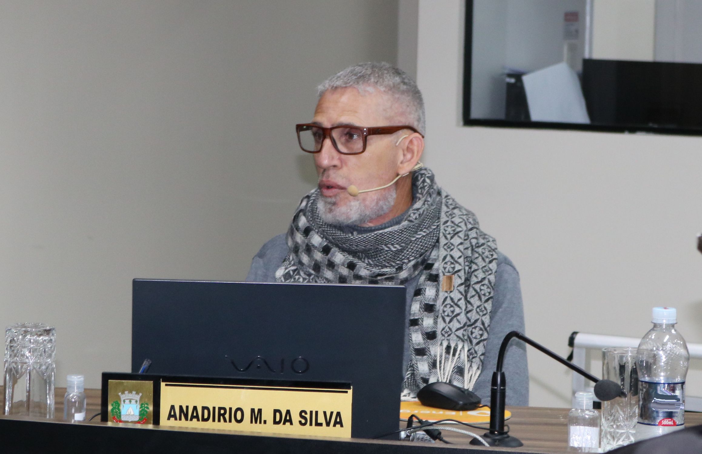 Vereador Anad&iacute;rio Martins solicita vaga de t&aacute;xi para ve&iacute;culo adaptado