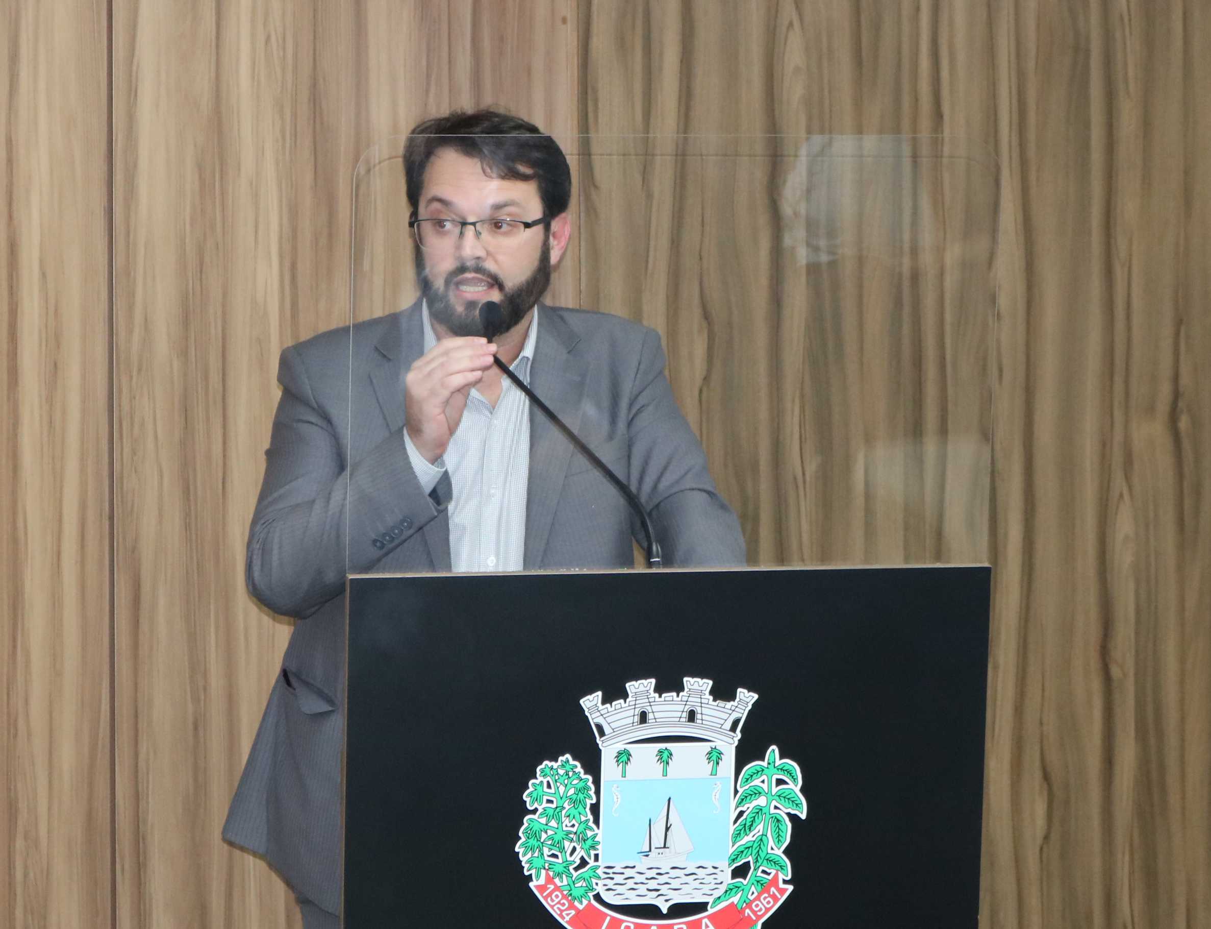 Vereador Edson Freitas indica ruas para manuten&ccedil;&otilde;es em I&ccedil;ara