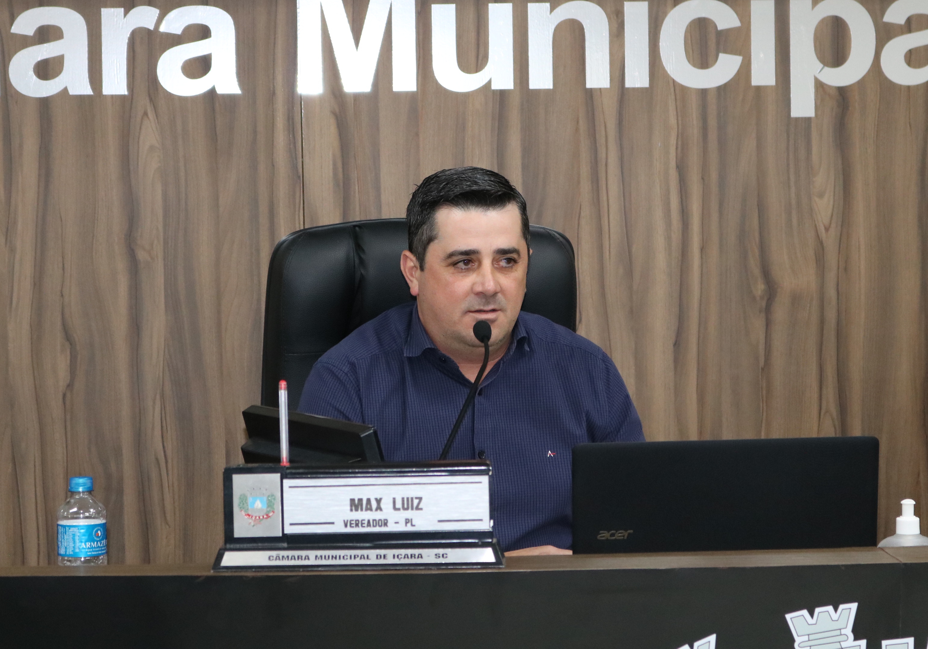 Vereador Max Luiz indica manuten&ccedil;&atilde;o da Rua Rio Branco no Bairro Aurora