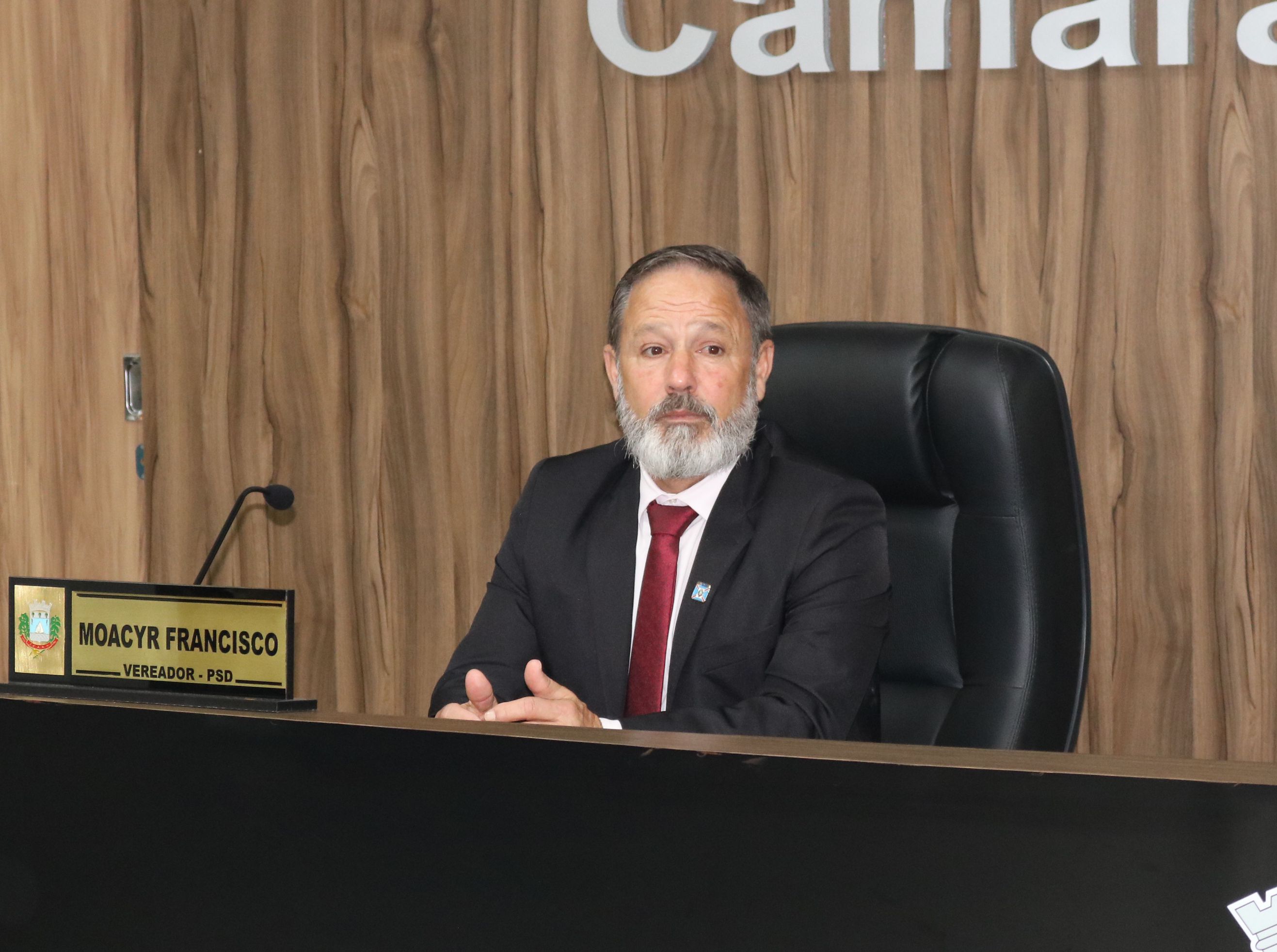 Vereador prop&otilde;em Indica&ccedil;&otilde;es para melhorias em vias p&uacute;blicas de I&ccedil;ara (SC)