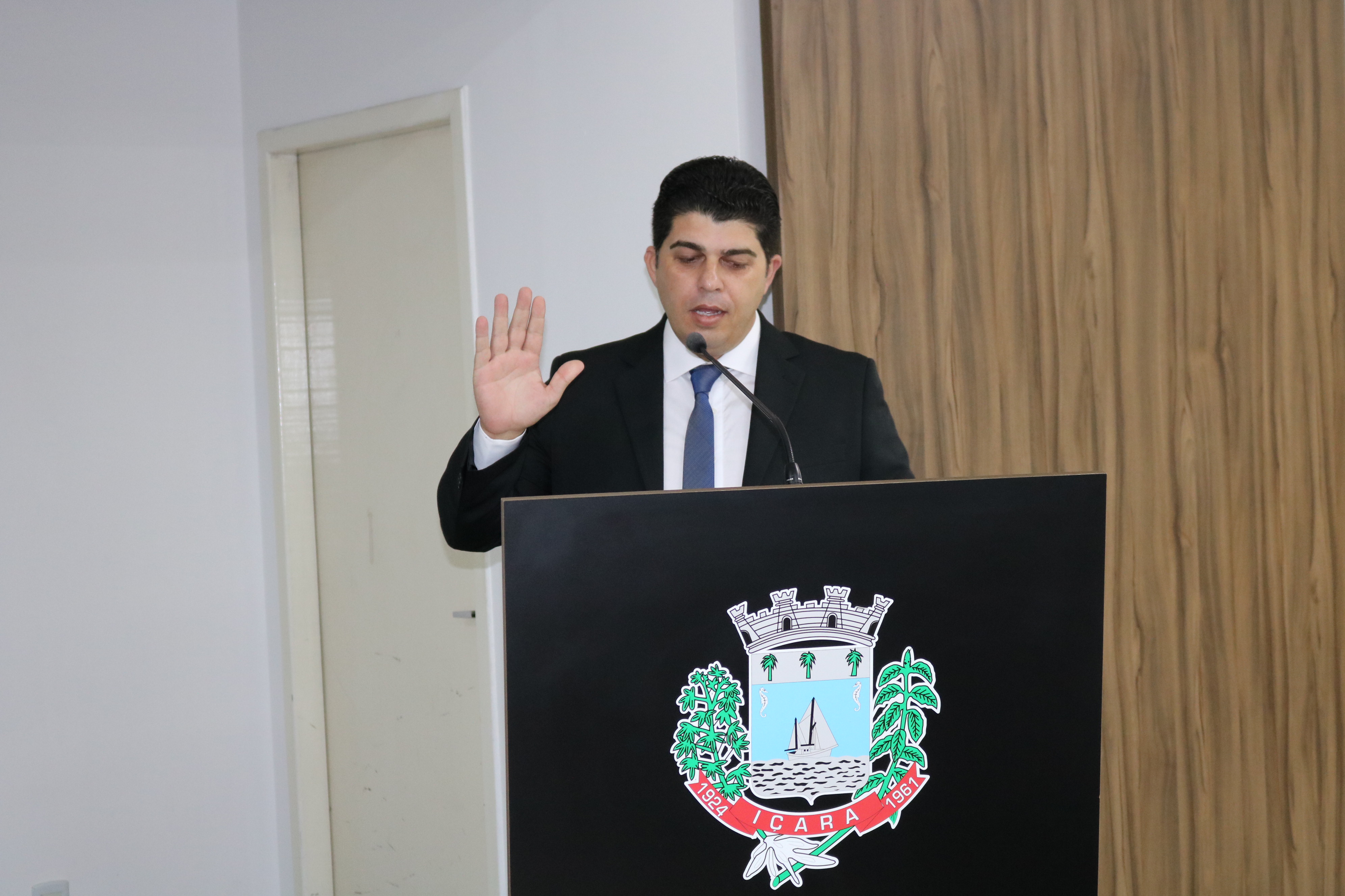 Gon&ccedil;alves assume cadeira no Legislativo i&ccedil;arense no lugar de Zata