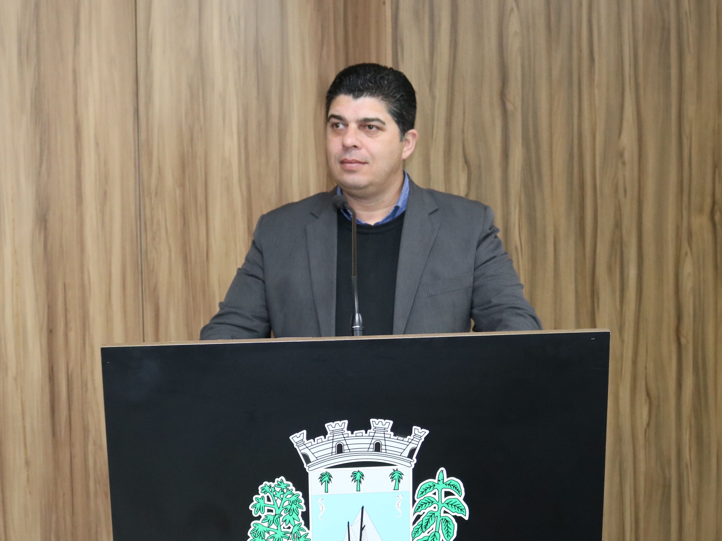 Vereador Gon&ccedil;alves sugere espa&ccedil;o sensorial em frente ao Pa&ccedil;o Municipal