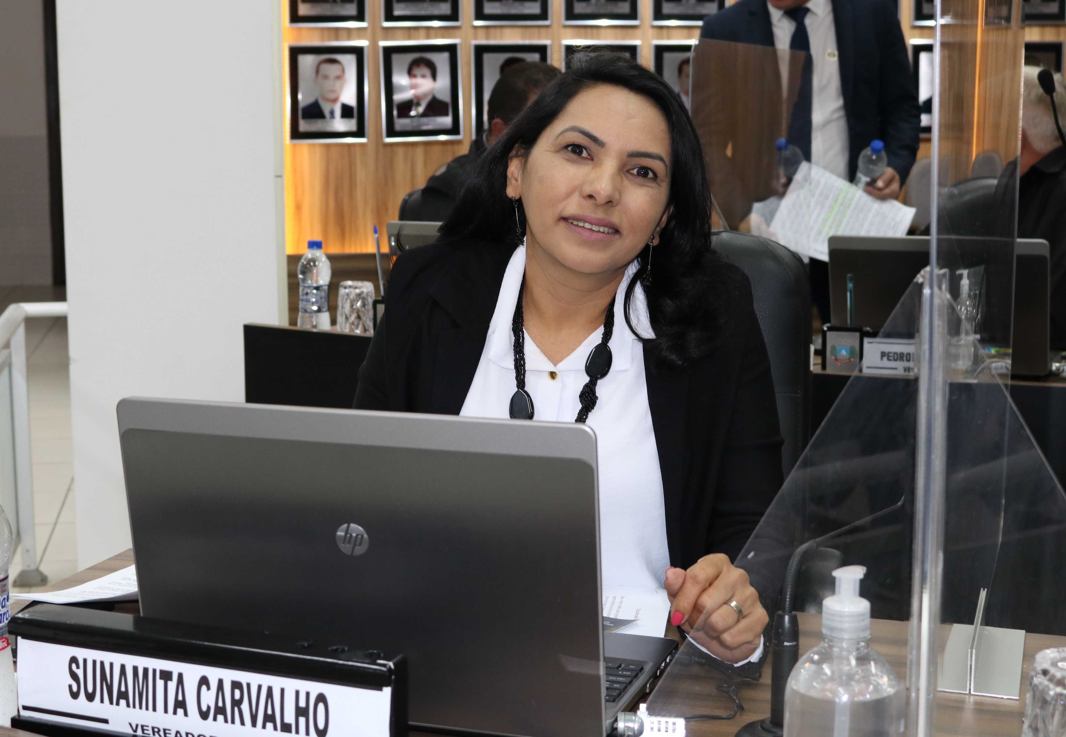 Vereadora Sunamita apresenta demandas de mun&iacute;cipes de I&ccedil;ara