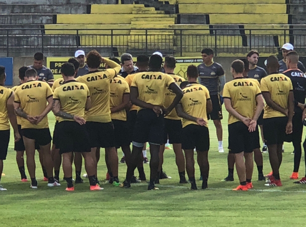 Crici&uacute;ma enfrenta o Brusque no Est&aacute;dio Heriberto H&uuml;lse