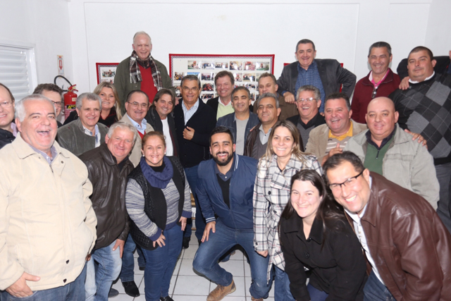 PMDB cancela pr&eacute;via e Gentil retorna &agrave; presid&ecirc;ncia