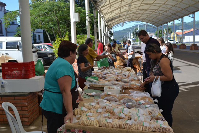 Feira Sabores e Saberes &eacute; um dos atrativos do anivers&aacute;rio de Jacinto 