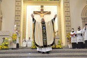 Diocese S&atilde;o Jos&eacute; de Crici&uacute;ma celebra ordena&ccedil;&atilde;o de Padre Claiton da Concei&ccedil;&atilde;o